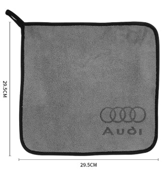 Serviette en microcarence pour lavage de voiture
